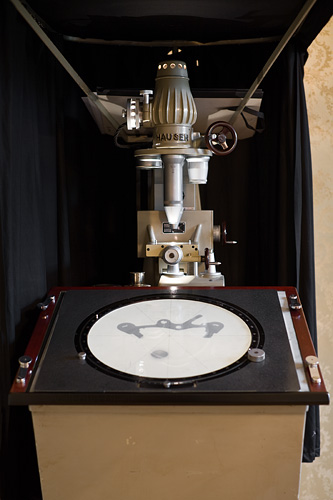 Elegant measurement apparatus magnifying a Haldimann lever