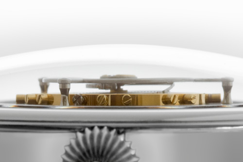 Sideview of Beat Haldimann's central tourbillon H8
